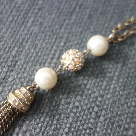 Vintage Chain with Trinkets - Picture 4 of 9